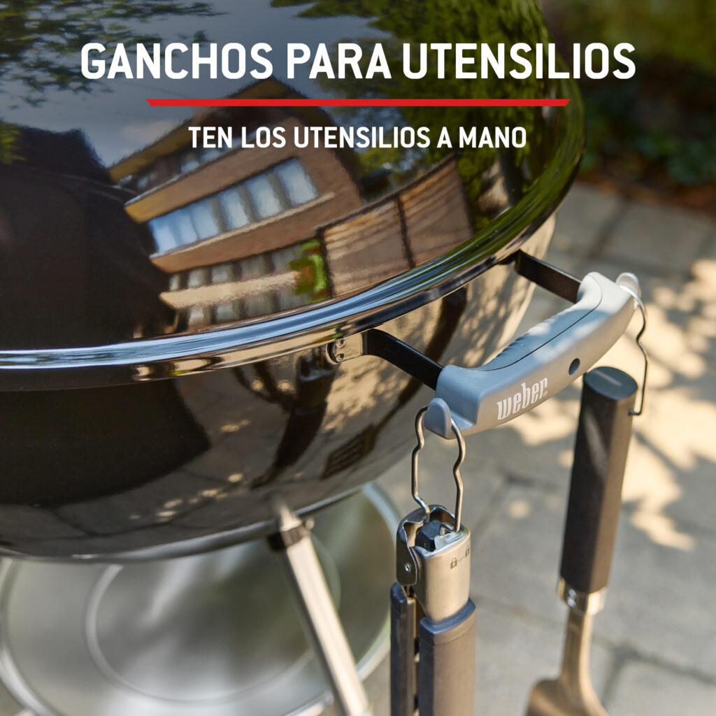 Parrilla con ganchos para utensilios de cocina