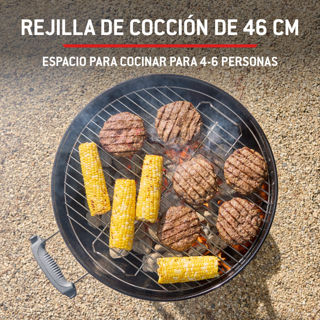 Parrilla con hamburguesas y maíz asado