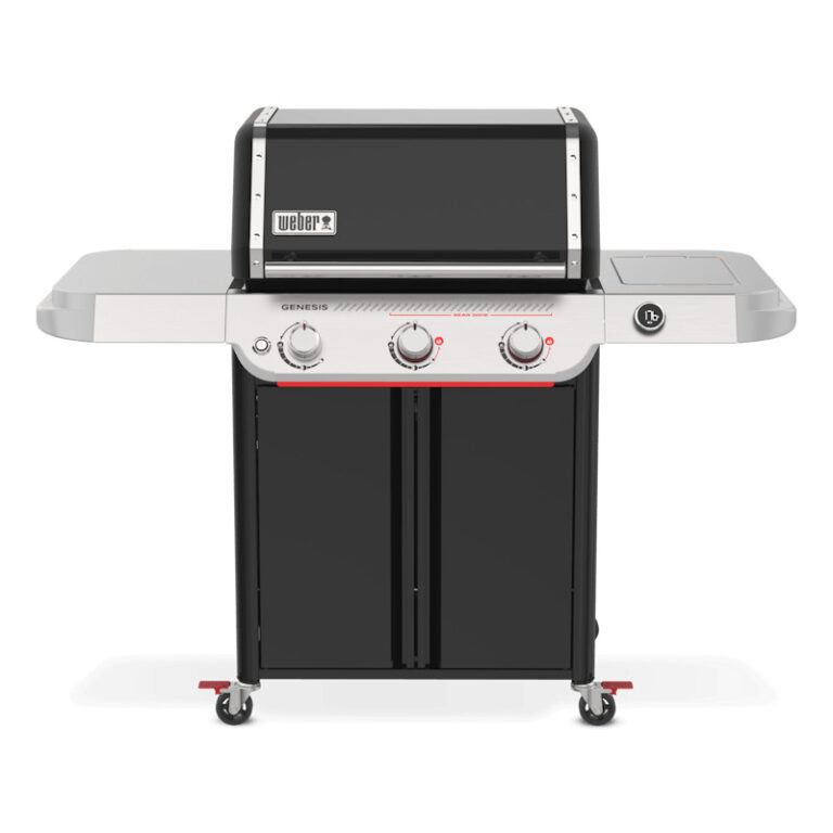 Barbacoa de gas moderna con tres quemadores.