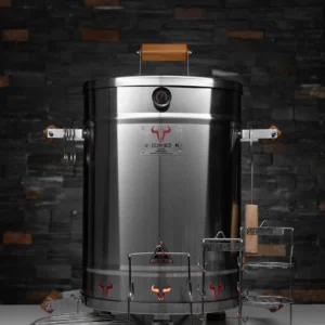 Barbacoa de acero inoxidable con accesorios.