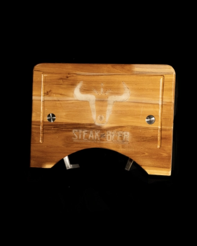 Tabla de cortar de madera con diseño de toro